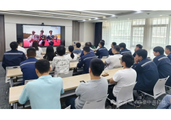 弘揚(yáng)愛國精神|嘉豪科技組織集體觀看九三閱兵儀式